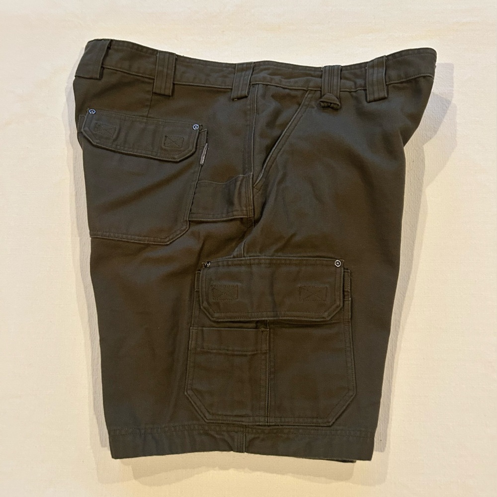 Duluth Trading Canvas Cargo Shorts 100% Cotton Olive Green Size 40 Inseam 11 - Picture 4 of 9